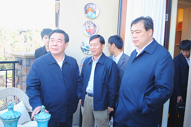 Xu Pengqiang 회장 Liu Shuguang과 함께 Kana Santa Fe 프로젝트를 방문하고 조사하기 위해