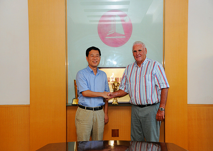 Xu Pengqiang 마닐라 카지노 Walker Group의 회장, Lang Walker 및 그의 아내를 검사를 위해 Wei를 방문하도록 초대했습니다